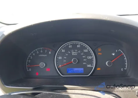 2010 Hyundai Elantra Gls z USA, uszkodzony, nr VIN KMHDU4AD4AU867650